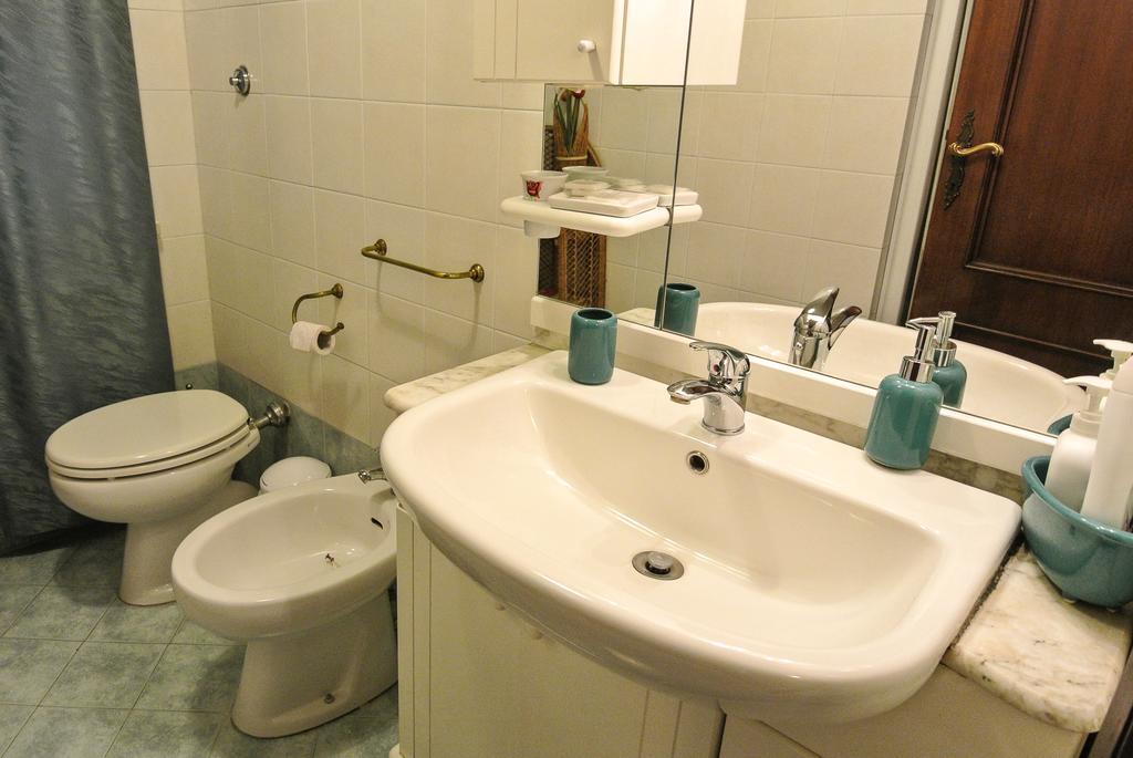 B&B Casa Felice Ρώμη Δωμάτιο φωτογραφία